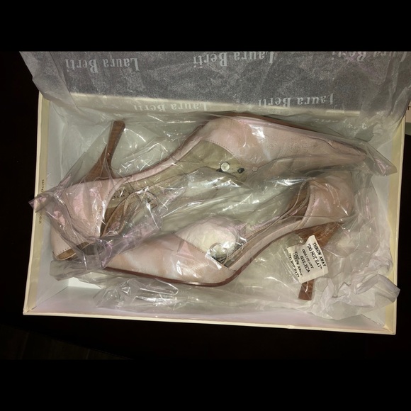 Laura Berti leather pointed toe high heel shoes - Picture 5 of 7